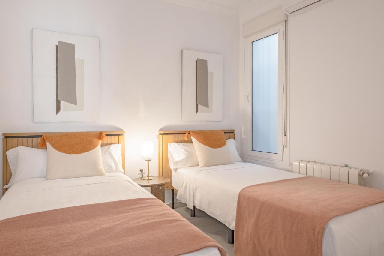 Suites Maestranza - Puerta Del Arenal By Magno Apartments Seville Exterior photo