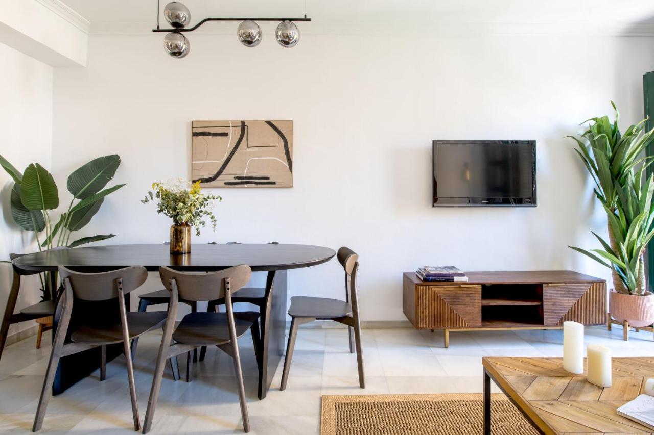 Suites Maestranza - Puerta Del Arenal By Magno Apartments Seville Exterior photo